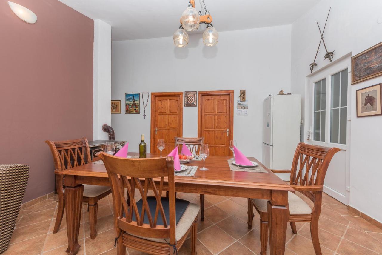 Holiday Home Frane Slivno  Eksteriør billede