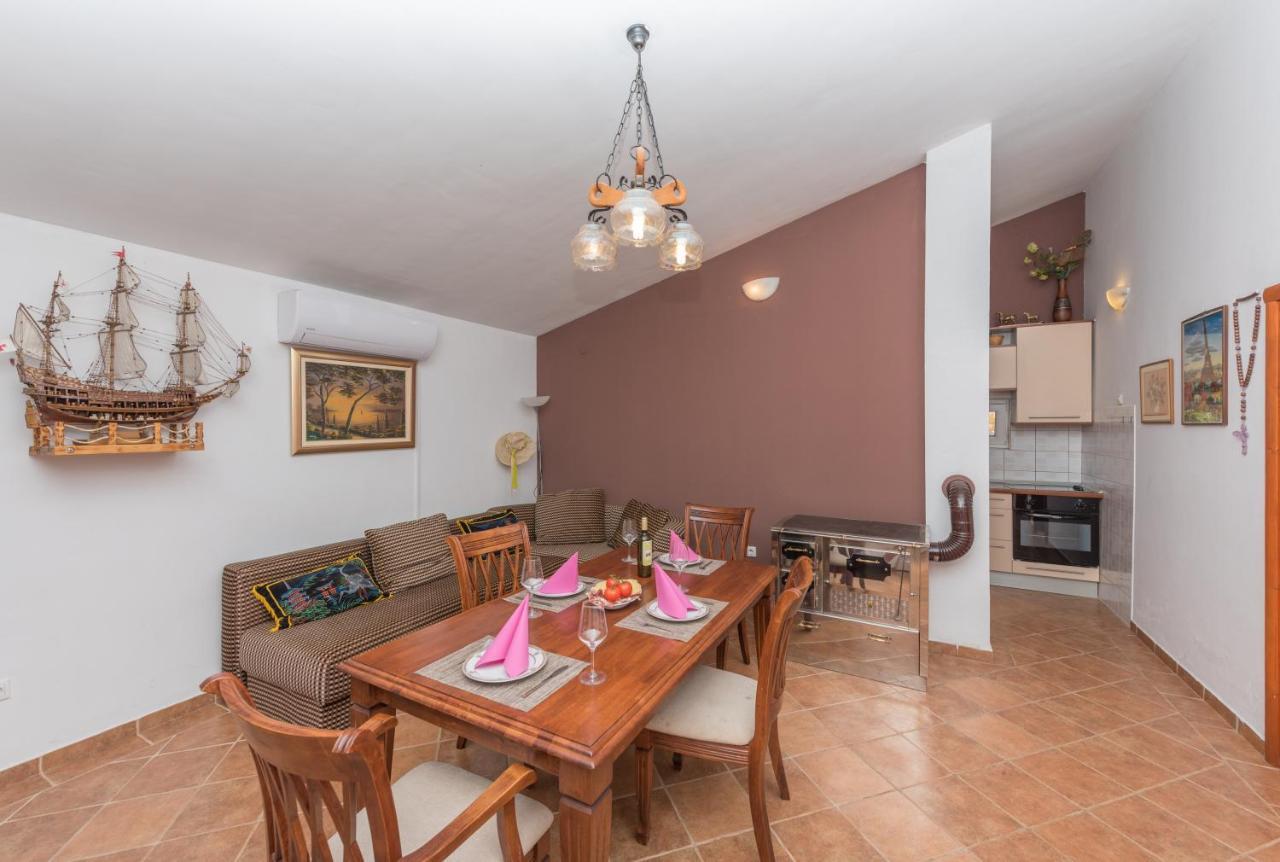 Holiday Home Frane Slivno  Eksteriør billede
